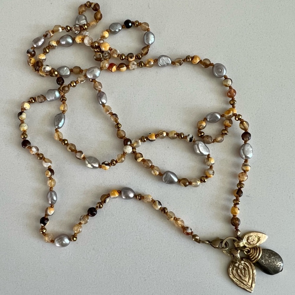 Handmade hand knotted gemstone charm necklace - Picture 14 of 14